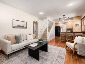 781 Bruck St in Columbus, OH - Building Photo - Building Photo