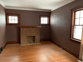 364 Ravenwood Ave in Rochester, NY - Building Photo - Building Photo