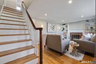 103 Edgemere Ave in West Hartford, CT - Building Photo - Building Photo