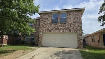 1114 Augustin Dr in Princeton, TX - Building Photo