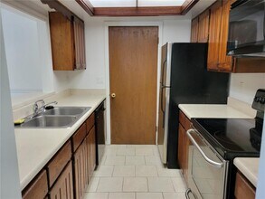 802 McLain Ct in Tavares, FL - Building Photo - Building Photo