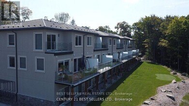 17-17 Horizon Ln. in Huntsville, ON - Building Photo - Building Photo