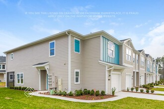 518 Cherry Ridge Dr in Orange Park, FL - Building Photo - Building Photo
