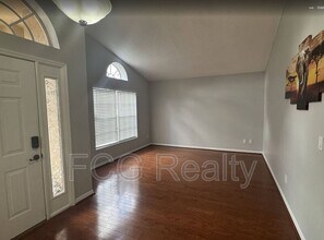 550 Loma Del Sol Dr in Davenport, FL - Building Photo - Building Photo