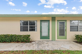 4102 NW 88th Ave in Coral Springs, FL - Building Photo - Building Photo