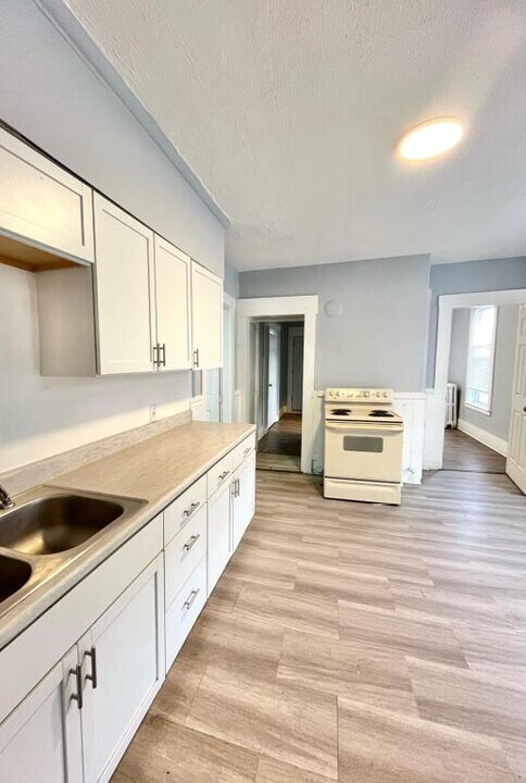 153 Horton St in Lewiston, ME - Building Photo