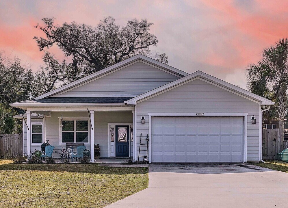 1134 Loftin St in Panama City, FL - Building Photo