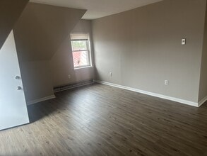 215 High St in Mount Holly, NJ - Building Photo - Building Photo