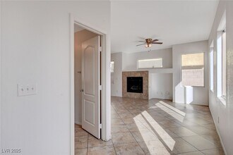 5066 Silent Valley Ct in Las Vegas, NV - Building Photo - Building Photo