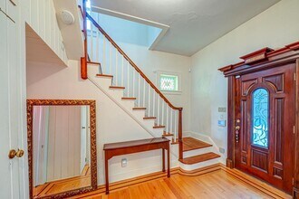 107 Bayview Ave in Northport, NY - Building Photo - Building Photo