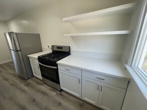 1846 N Kingsley Dr in Los Angeles, CA - Building Photo - Building Photo