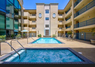 Olive Plaza Senior Apartments 55+ in Burbank, CA - Building Photo - Building Photo