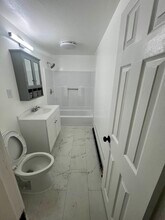 36 Plantation St, Unit 2 in Worcester, MA - Building Photo - Building Photo