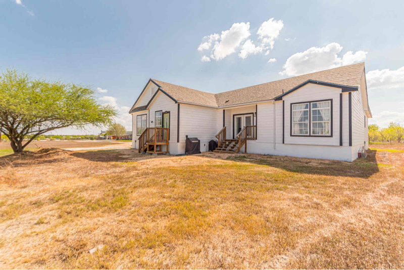 308 Castin Ln in New Braunfels, TX - Foto de edificio