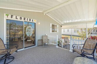 925 Iglesia Dr in North Port, FL - Building Photo - Building Photo