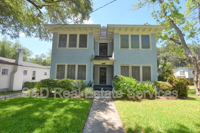 211 E Park St in Lakeland, FL - Foto de edificio