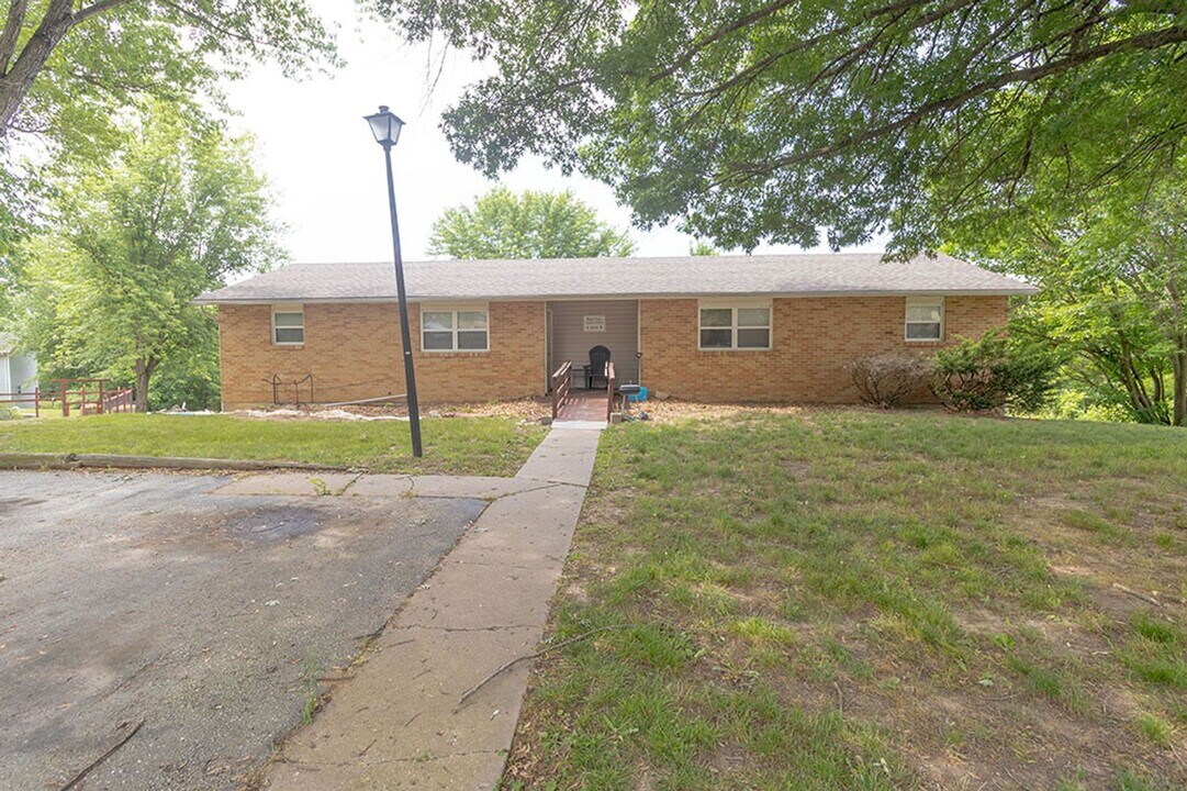 504 W Michael Ct-Unit -A in Columbia, MO - Building Photo