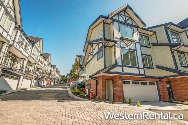 11188-11172 33 in Delta, BC - Building Photo - Building Photo