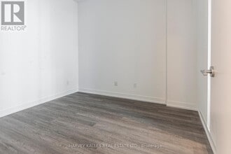 100 Eastdale Ave in Toronto, ON - Building Photo - Building Photo