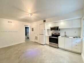450 NE 62nd St in Miami, FL - Building Photo - Building Photo