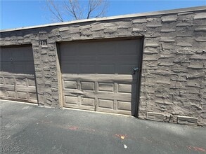 5208 Greene Ln in Las Vegas, NV - Building Photo - Building Photo