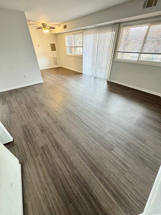 800 Brook Hill Rd in Richmond, VA - Building Photo