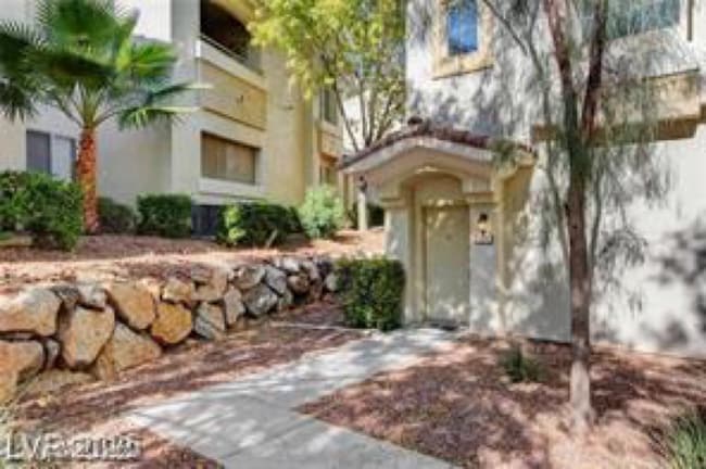 10020 Benjamin Nicholas Pl in Las Vegas, NV - Building Photo - Building Photo