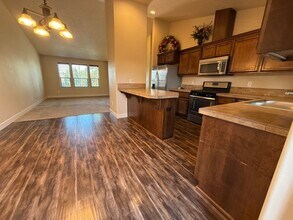 20661 Tango Creek Ave in Bend, OR - Building Photo - Building Photo