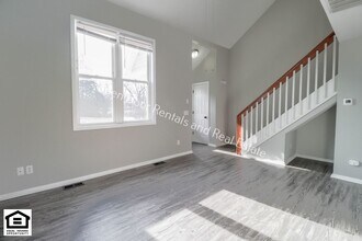 4909 Vermont Ln-Unit -4911 Vermont Ln. in Fort Wayne, IN - Foto de edificio - Building Photo