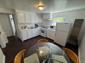 8459 La Mesa Blvd in La Mesa, CA - Building Photo - Building Photo