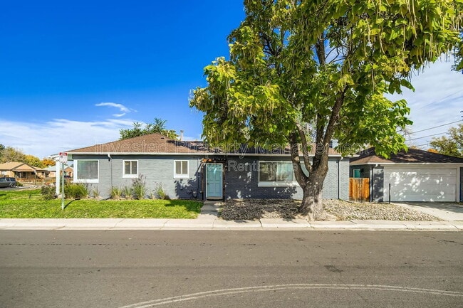 property at 2400 Pontiac St