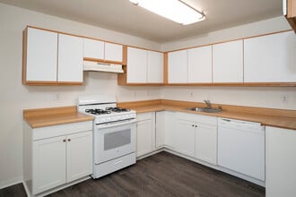 28455 Avenida La Paz in Cathedral City, CA - Building Photo - Building Photo