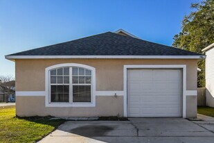 3486 Talisman Drive in Middleburg, FL - Building Photo