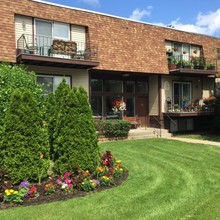 Gaslight Apartments in Saratoga Springs, NY - Foto de edificio - Building Photo