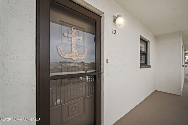 180 Paradise Blvd in Indialantic, FL - Building Photo - Building Photo