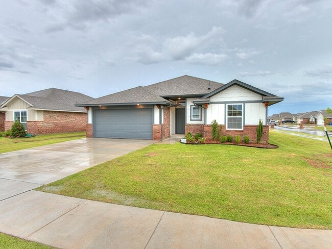 property at 1732 Bloomington Ct