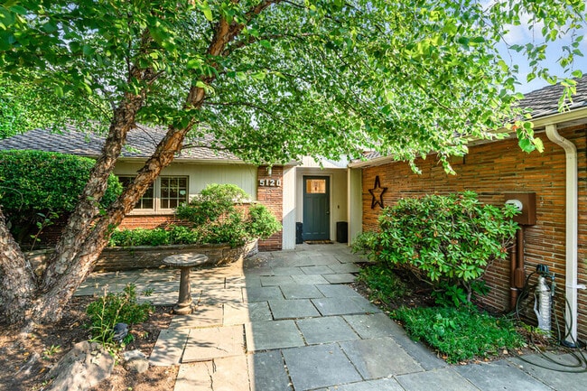 property at 5120 NE 54th St