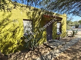 1211 N Jones Blvd in Tucson, AZ - Building Photo