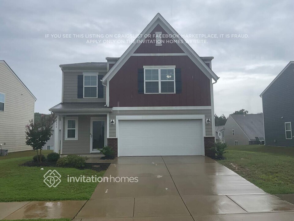 1098 Winthrop Star Ln in Denver, NC - Building Photo