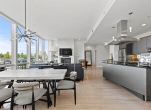 1401 Delgany St, Unit 405 in Denver, CO - Foto de edificio - Building Photo