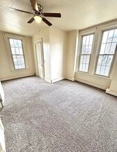 313 Walnut St, Unit #1 in Wrightsville, PA - Foto de edificio - Building Photo