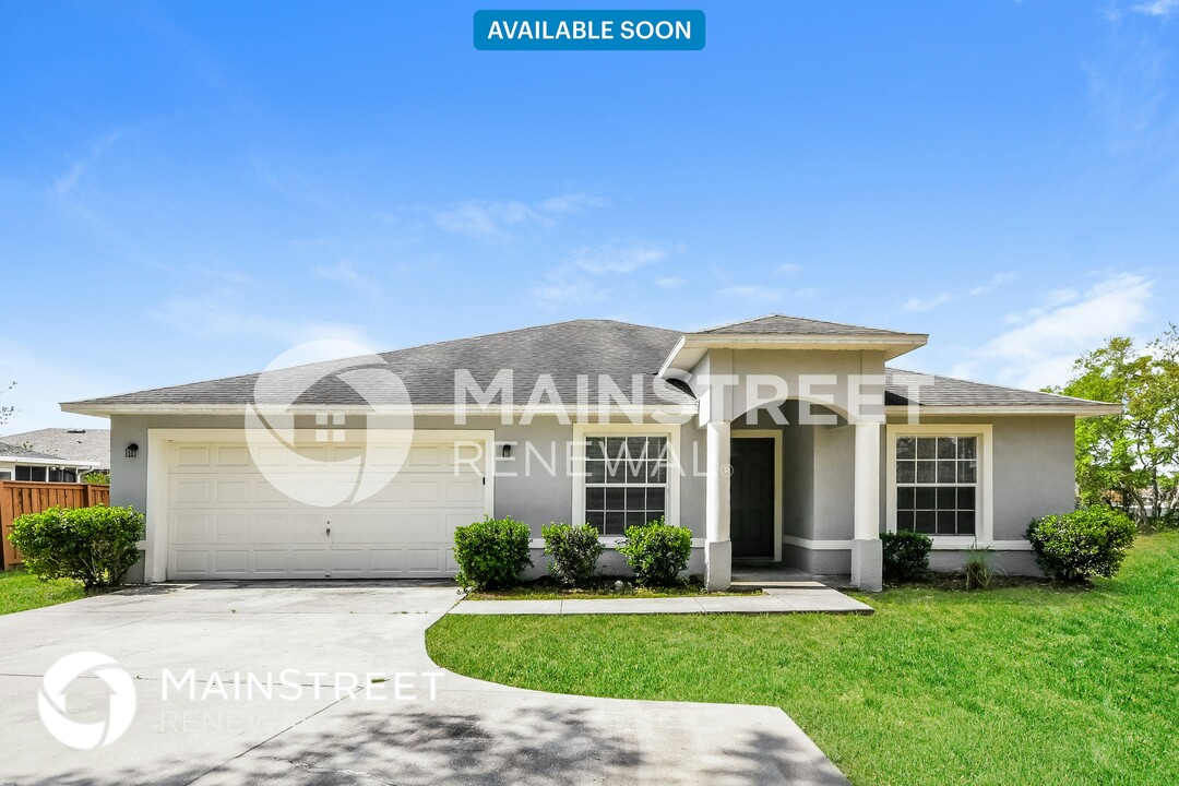 333 Erie Ct in Kissimmee, FL - Building Photo