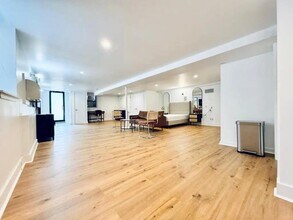 Nice room in a good neighborhood in Brooklyn, NY - Building Photo - Building Photo