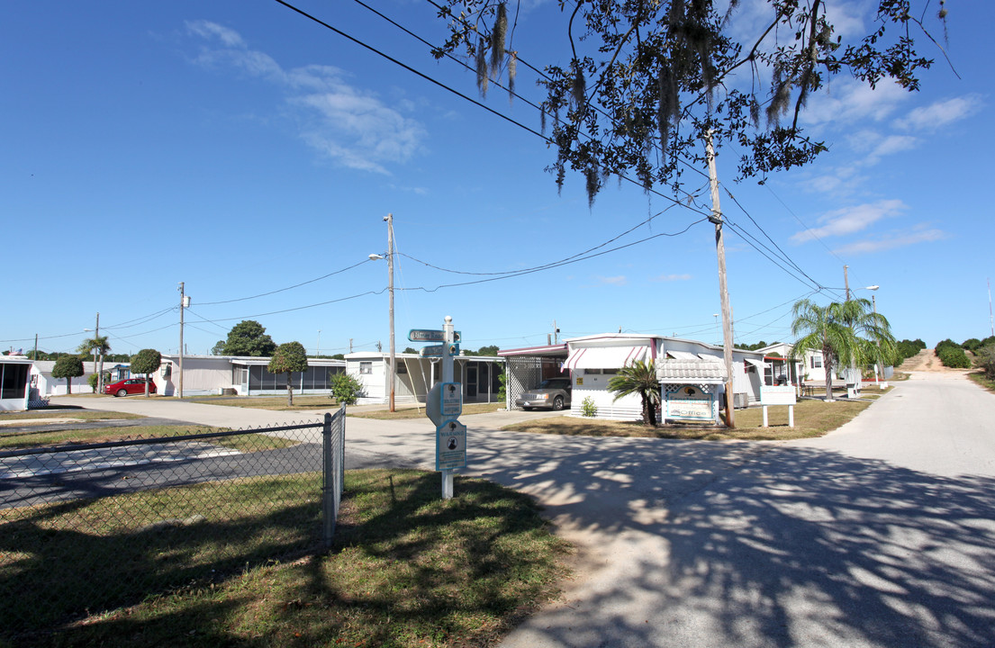 Frostproof Mobile Home Park in Frostproof, FL - Building Photo