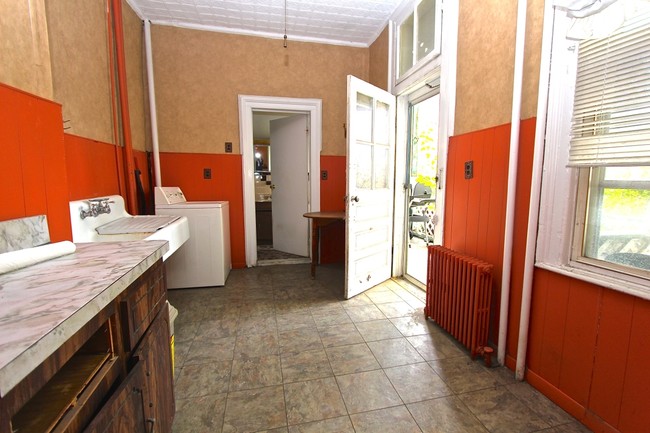 48 India St in Brooklyn, NY - Foto de edificio - Interior Photo