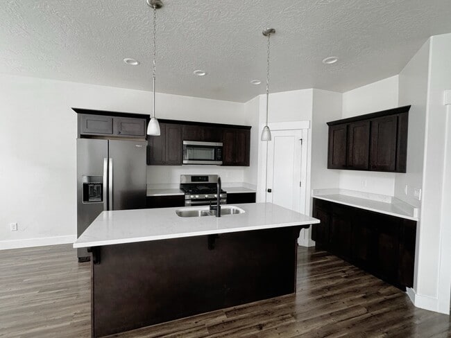 4163 W 1630 N in Lehi, UT - Building Photo - Building Photo