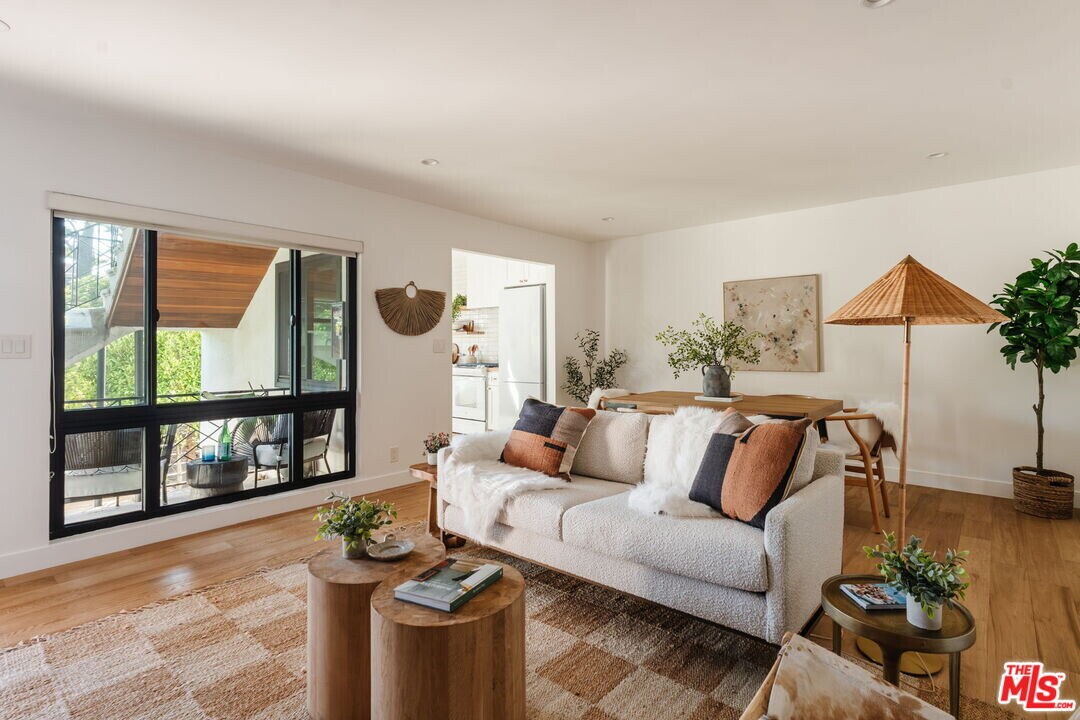 1943 12th St in Santa Monica, CA - Building Photo