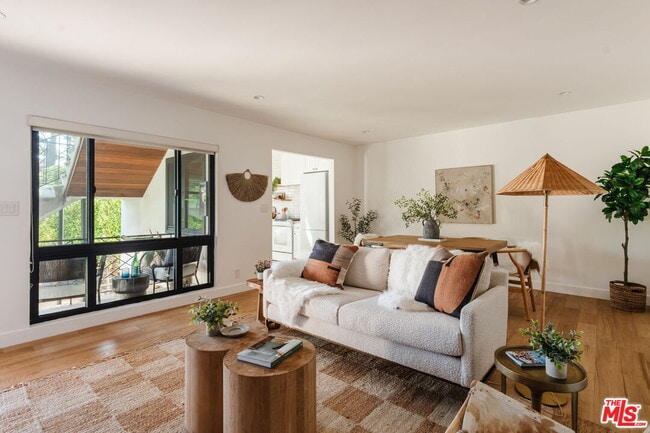 property at 1943 12th St