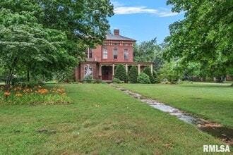 500 Old Tipton School Rd in Sherman, IL - Building Photo - Building Photo