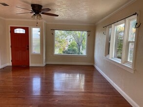 1706 Magnolia Ave in Redding, CA - Building Photo - Building Photo